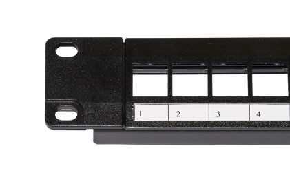 Patch Panel 24 Porte 19 Vuoto Colore Nero