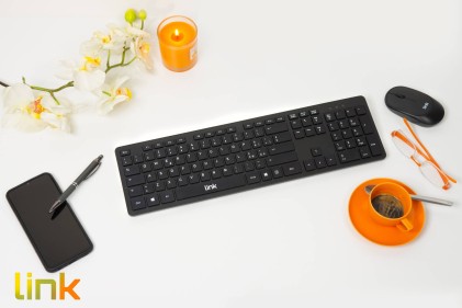 Kit Tastiera Italiana E Mouse Wireless Con Pile Incluse