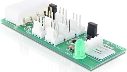 Scheda Di Distribuzione Per 6 Ventole 5/12 Volt Delock