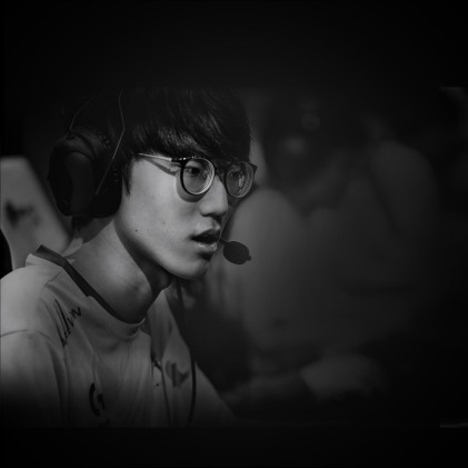 Logitech G 910-005942 mouse Gaming Mano destra RF Wireless 25600 DPI