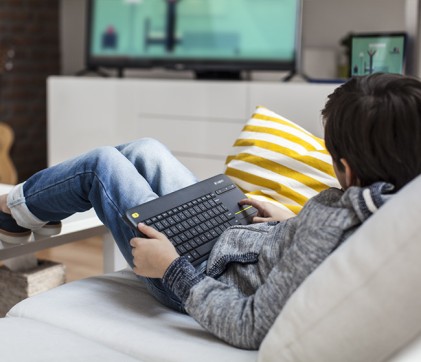 Logitech K400 Plus Tv tastiera RF Wireless QWERTY Spagnolo Nero