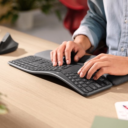 Logitech Tastiera wireless Logitech Ergo K860 graphite (920-010108)