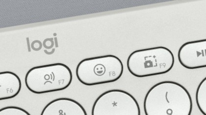 Logitech 920-011852 tastiera Universale Bluetooth QWERTY US International Bianco