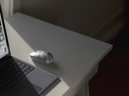 Microsoft Mouse Bluetooth 4 Pulsanti, Durata Batteria 12 Mesi, Colore Artic Camo