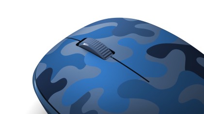 Microsoft Mouse Bluetooth 4 Pulsanti, Durata Batteria 12 Mesi, Colore Nightfall Camo