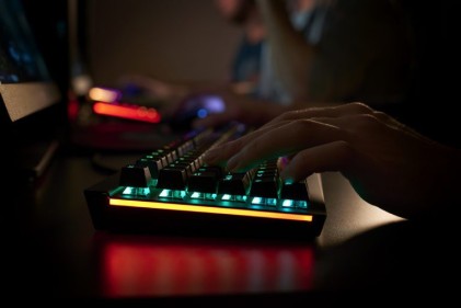 Nacon Tastiera Meccanica Gaming Retroilluminata