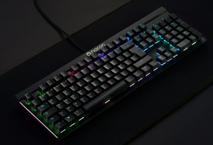 Nacon Tastiera Meccanica Gaming Retroilluminata