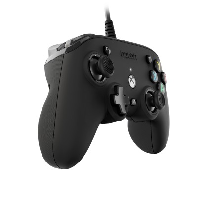Nacon Compact Controller Pro Per Xbox Serie X/S, Xbox One / Pc, Cavo 3Mt, Nero