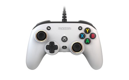 Nacon Compact Controller Pro Per Xbox Serie X/S, Xbox One / Pc, Cavo 3Mt, Bianco