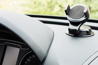 *SUPPORTO TELEFONO DA AUTO A VENTOSA