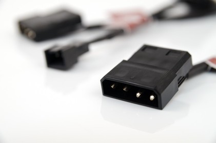 Noctua NA-SAC1 Kit Composto da 3 Adattatori da 3 a 4 pin per Ventola