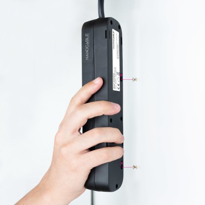 Nanocable 10.37.0006-NS-BK prolunghe e multiple 1,4 m 6 presa(e) AC Interno Nero