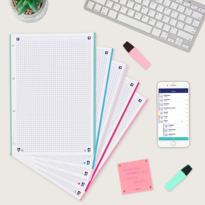 Oxford 5 Ricariche Formato A4 Griglia 5x5mm 4 Fori - 100 Fogli + 20 Omaggio - Fascia di 5 Colori Pastello