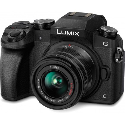 Mirrorless Panasonic Lumix DMC-G7