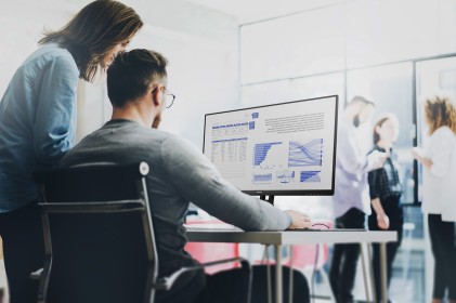 Philips Monitor 21,5 Led Va 16:9 Fhd 4Ms 250 Cdm, Vga/Dp/Hdmi, Multimediale