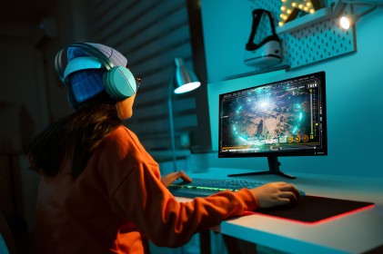 Philips Monitor Gaming 24 Led Ips 16:9 Fhd 1Ms 300 Cdm 180Hz Dp/Hdmi Multimediale