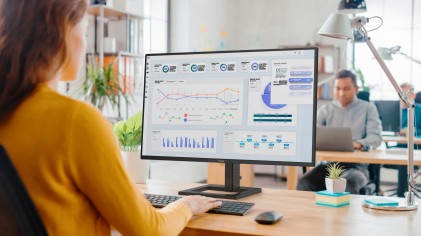 Philips Monitor 27 Led Ips 16:9 4K Uhd 4Ms 350 Cdm, Reg Altezza, Dp/Hdmi, Multimediale