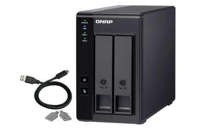 QNAP TR-002 contenitore di unità di archiviazione Box esterno HDD/SSD Nero 2.5/3.5"