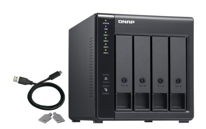 QNAP TR-004 contenitore di unità di archiviazione Box esterno HDD/SSD Nero 2.5/3.5"