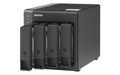 Qnap Nas Tower 4Bay 2.5"/3.5" Ssd/Hdd Sata, Al314 4Core 1.7Ghz, 4Gb Sodimm Ddr3L (Max 8Gb), 1X10Gbe Sfp+ Lan, 1X2.5Gbe + 1Xgbe Lan