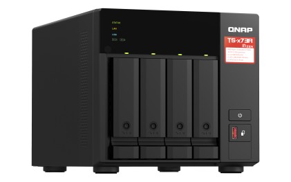 QNAP TS-473A NAS Tower Collegamento ethernet LAN Nero V1500B