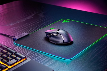 Razer Basilisk V3 X HyperSpeed mouse Gaming Mano destra Bluetooth Ottico 18000 DPI