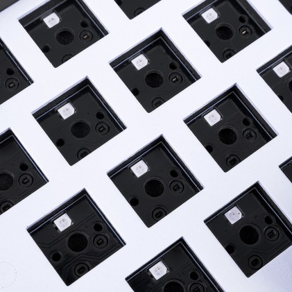 Sharkoon Tastiera Gaming Meccanica Sgk50 S4 Switch Kailh Red, Layout Ita, Bianco