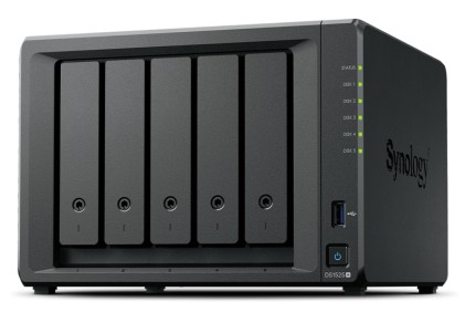 Synology DiskStation DS1525+ server NAS e di archiviazione Ryzen Embedded V1500B 8 GB DDR4 0 TB Nero