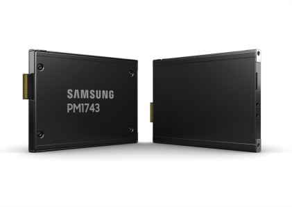 Samsung PM1743 3,84 TB 2.5" PCI Express 5.0 NVMe V-NAND