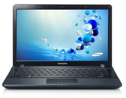 Samsung ATIV Book 2 270E5V - Core i3 2.5 GHz - 15.6 pollici - 4 GB RAM