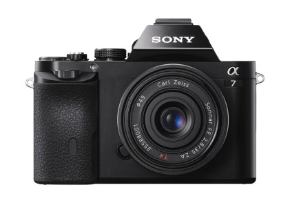 Fotocamera Sony ILCE7KB.CE + SEL2870