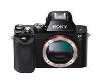 Fotocamera Sony ILCE7KB.CE + SEL2870