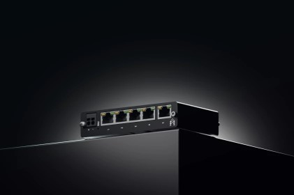 Teltonika TSW114000000 switch di rete Non gestito Gigabit Ethernet (10/100/1000) Nero