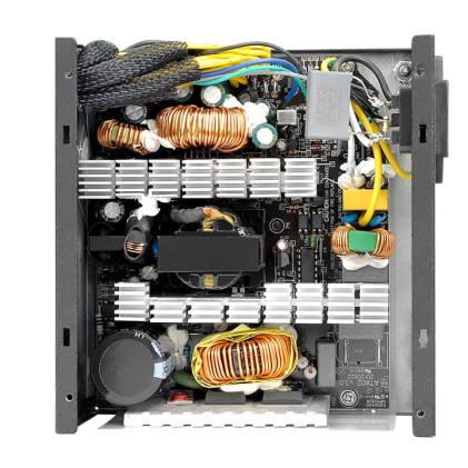 Alimentatore ATX 700W Thermaltake TR2 S (80 PLUS/ Haswell Rady)