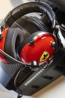 Headset Thrustmaster T.Racing Scuderia Ferrari Edition