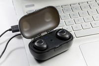 Mini Auricolari Bluetooth Con Vivavoce Con Custodia Portatile