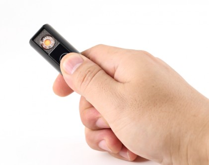 Accendino Elettronico Senza Fiamma Per Ricarica Accendisigari Da Auto Con Porta Usb 2.4A