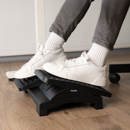 TooQ TQFR0604-B poggiapiede da scrivania Nero