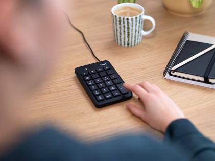 Trust 22221 tastierino numerico Notebook/PC USB Nero