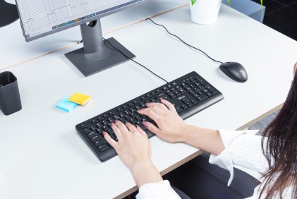 Trust TK-150 tastiera USB QWERTY Spagnolo Nero