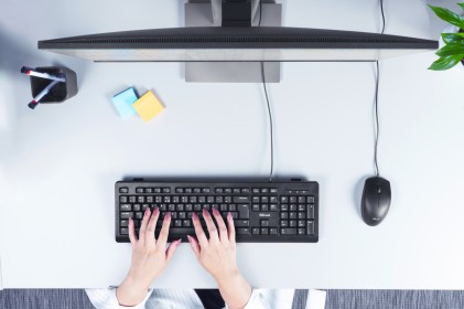 Trust TK-150 tastiera USB QWERTY Spagnolo Nero