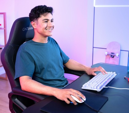 Trust GXT 833W Thado tastiera Gaming USB QWERTY Spagnolo Bianco