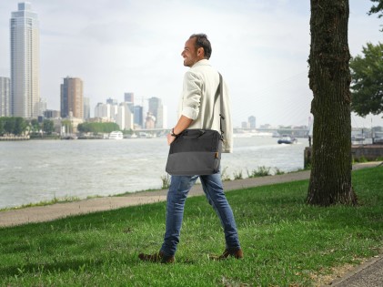 Trust Borsa Lisboa 16, Nero