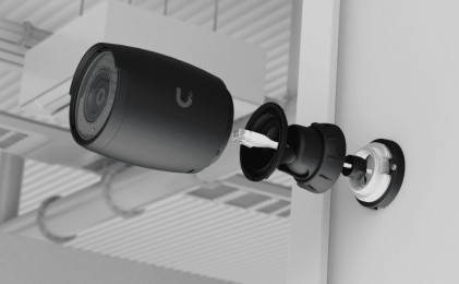 Ubiquiti AI Professional Capocorda Telecamera di sicurezza IP Interno e esterno 3840 x 2160 Pixel Soffitto/Parete/Palo