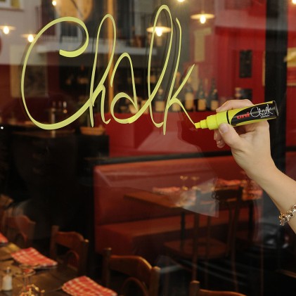 Uni-Ball ChalkGlass PWE-8K evidenziatore in gesso Scalpello Rosa 1 pz