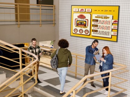 Mon 43Ds Uhd Mm Dvi Hdmi Vesa 4K 500Nit 4Gb 32Gb Andr 11