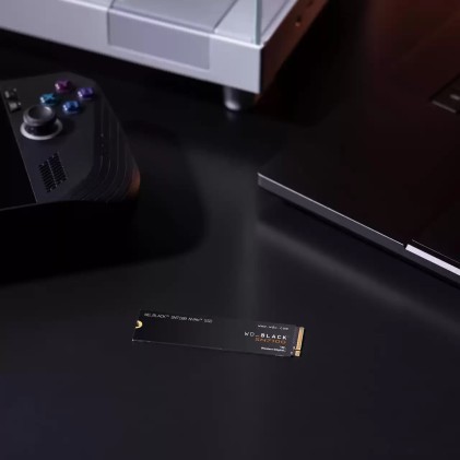 SanDisk WDS100T4X0E-00CJA0 drives allo stato solido 1,02 TB M.2 PCI Express 4.0 NVMe