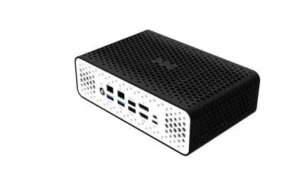 Zotac ZBOX CI669 NANO PC con dimensioni 1,8 l Nero, Bianco Intel SoC i7-1355U 1,7 GHz