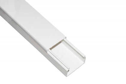 Canalina Passacavi Adesiva In Pvc Mm 40X25 Mt 2 Con Coperchio Scorrevole Bianco