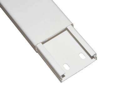 Canalina Passacavi Da Muro Mm 46X18 Lunghezza Mt 2 Bianco Con Coperchio Scorrevole